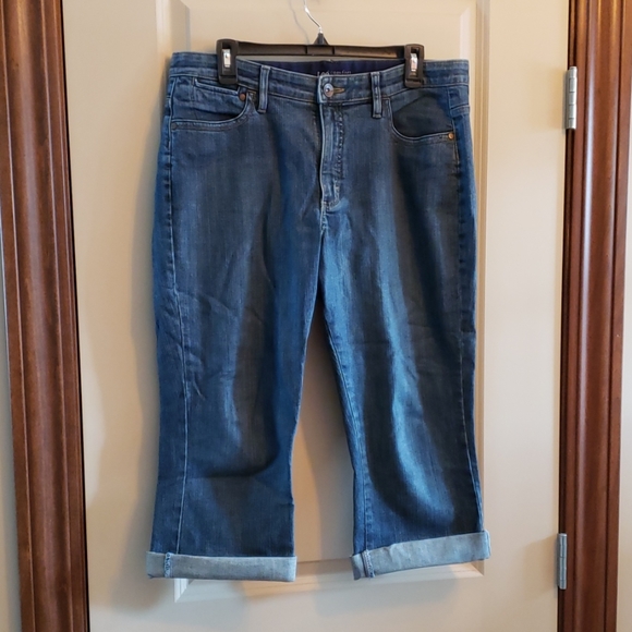 lee jean capris